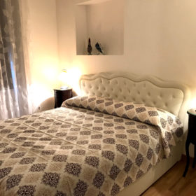 Selene room - Biancaluna B&B, Bed and Breakfast near Rome Termini Train Station